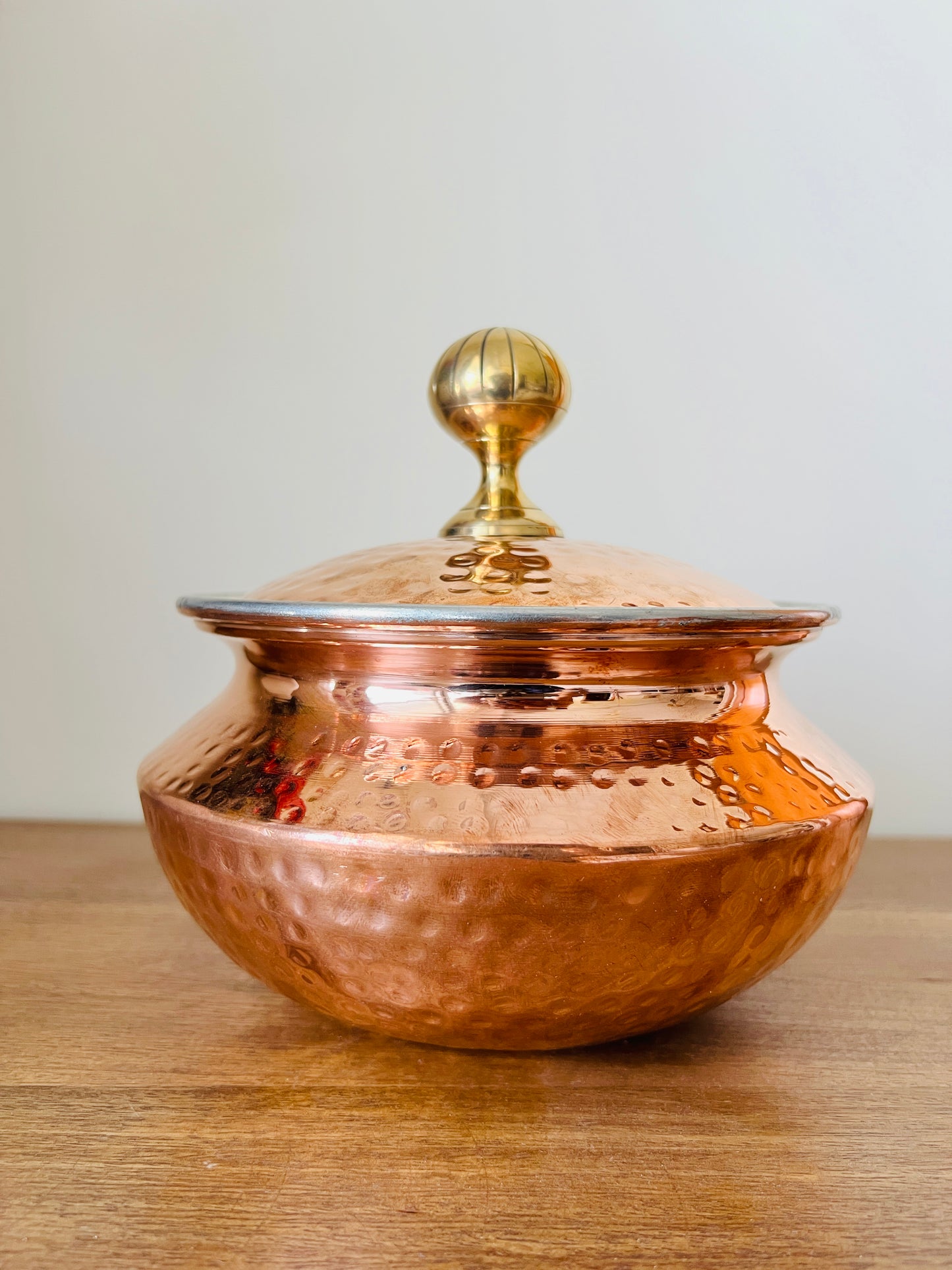 Hammered Copper Handi with Lid- Tin(Kalai) Coated