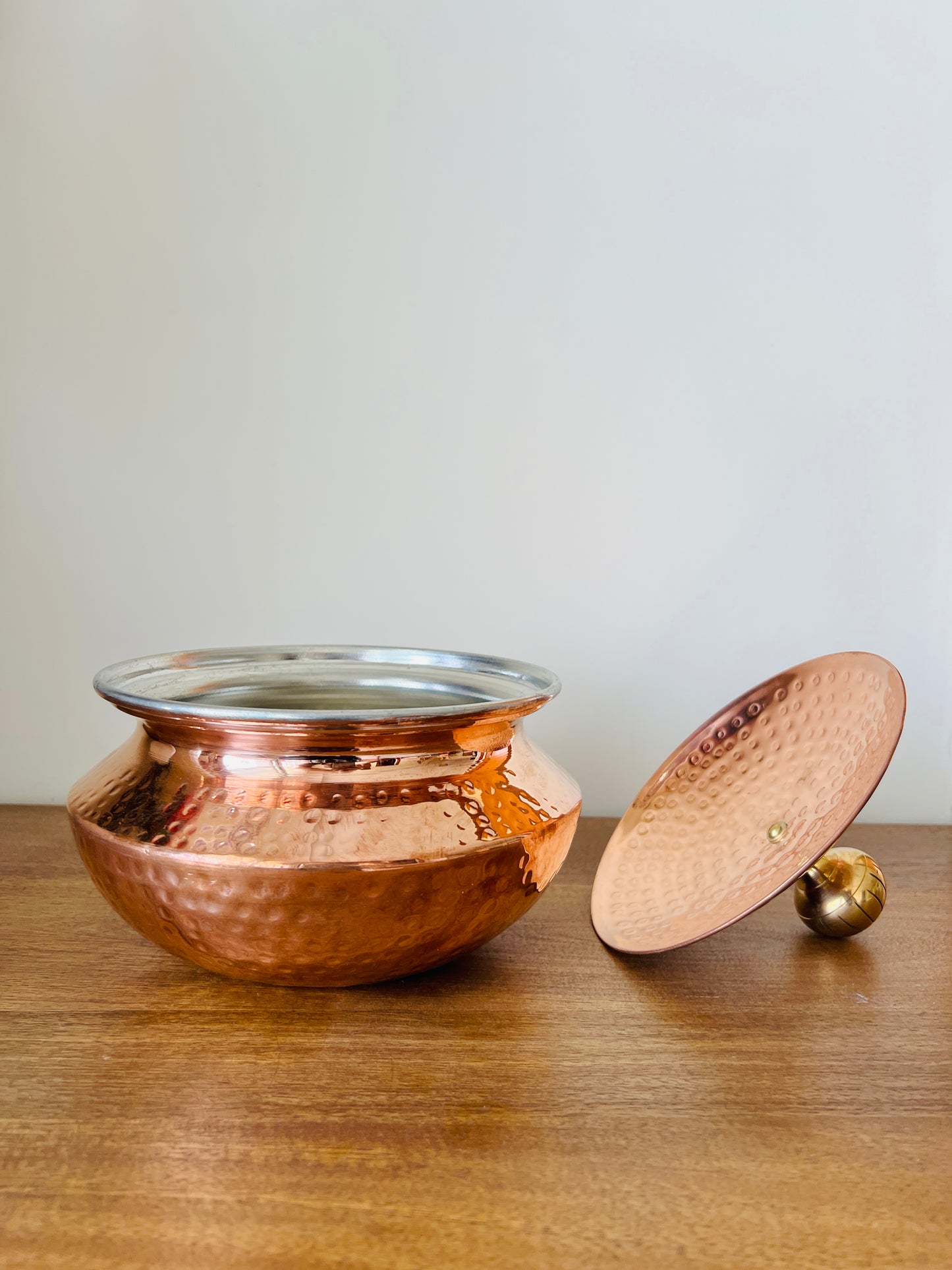 Hammered Copper Handi with Lid- Tin(Kalai) Coated